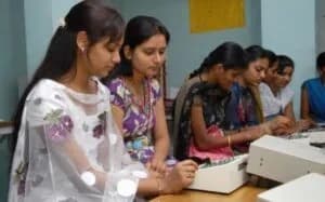 Electronics Lab Image